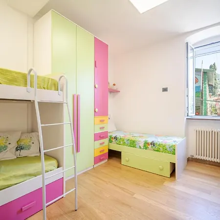 2 Bedroom Cozy In Holiday home Camogli