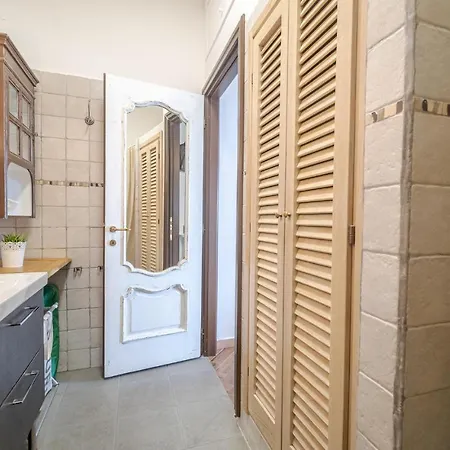 Casa vacanze 2 Bedroom Cozy In *