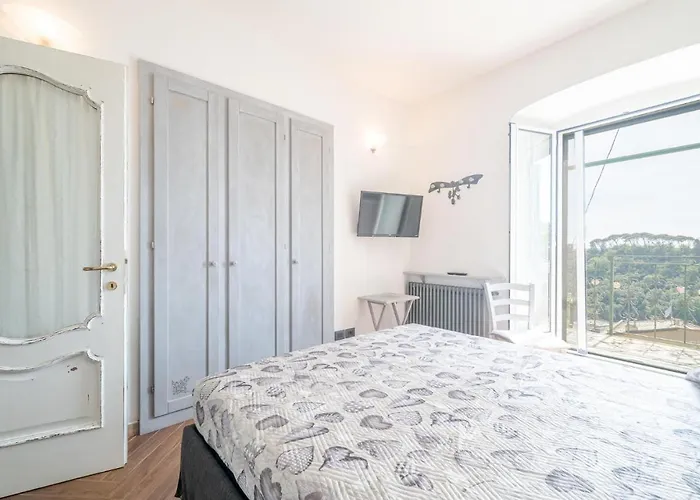 2 Bedroom Cozy In