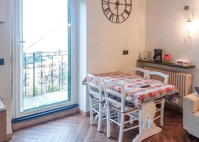 2 Bedroom Cozy In * Camogli